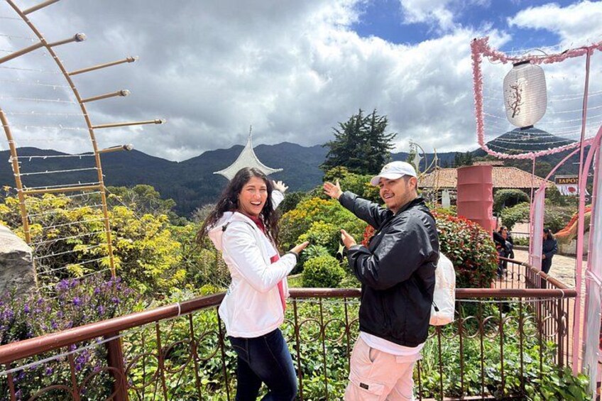Bogotá's Heavenly Heights: Monserrate and Guadalupe with Snack 3