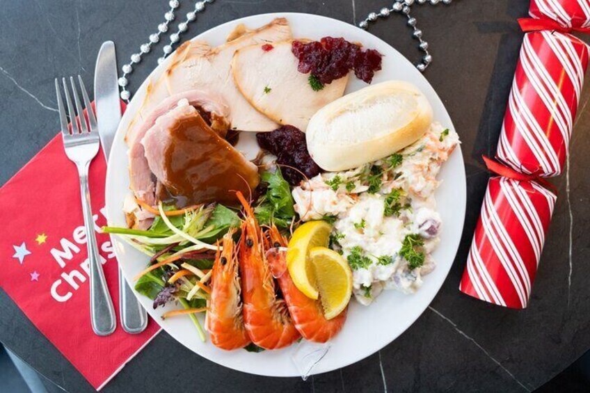 Christmas in July Cruise with Lunch and Live Music 4