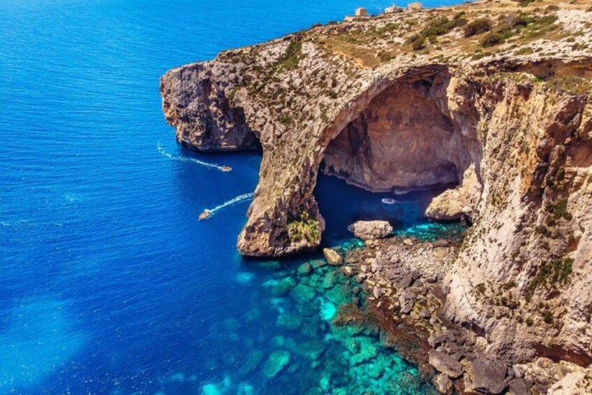 Malta Private tour: 5hr Mosta Dome, Mdina, Dingli Cliff's & Blue Grotto 1