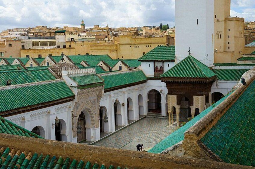 Fes Medina Tour Experience with Local Guide 2