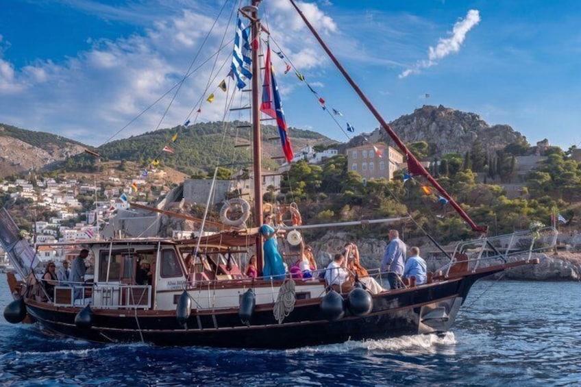 Sunset Cruise Athens Riviera – Half Day Swimming&BBQ onBoard 5