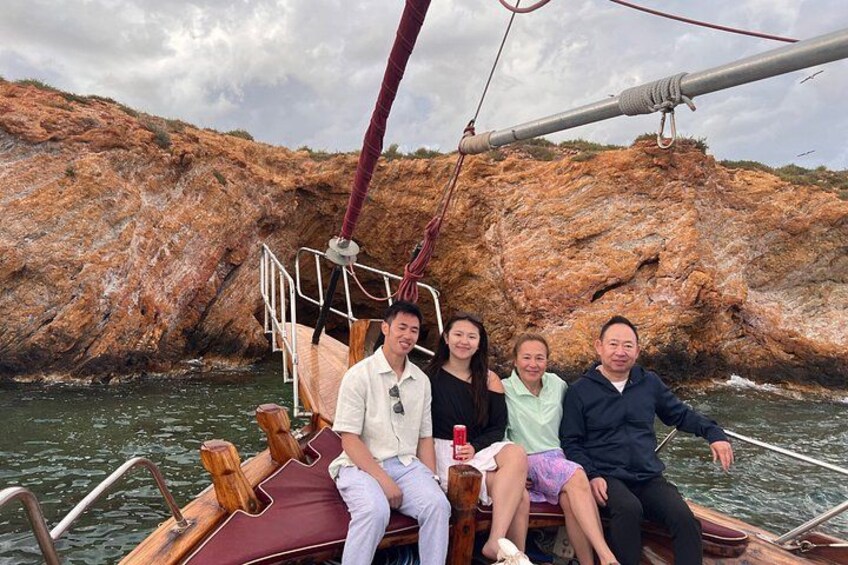 Sunset Cruise Athens Riviera – Half Day Swimming&BBQ onBoard 2