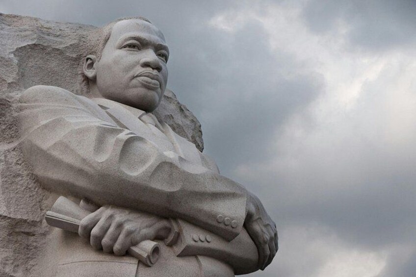 The striking Martin Luther King Jr. Memorial celebrates his legacy and fight for justice. 5