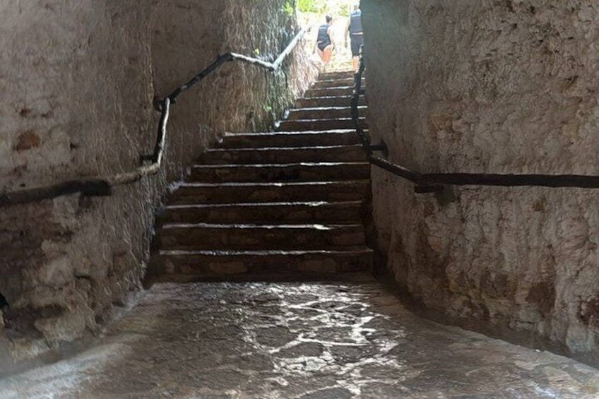 Chichén Itzá Mayan Ruins & Cenote Chichikan Day Trip from Tulum 5