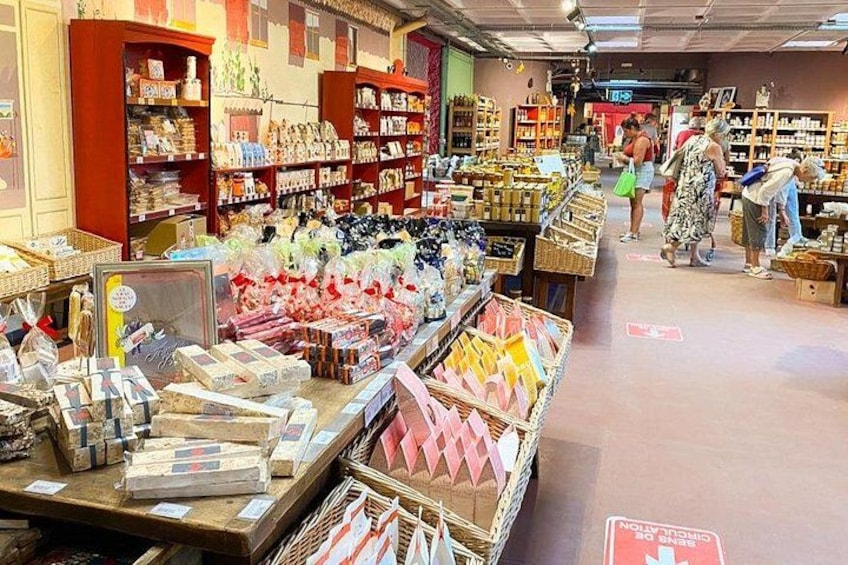 Maison Méditerranéenne des Vins 2