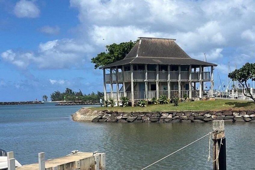 Guided E-Bike Tour in North Shore 3