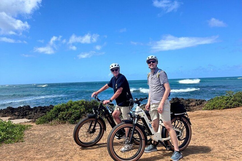 Guided E-Bike Tour in North Shore 3