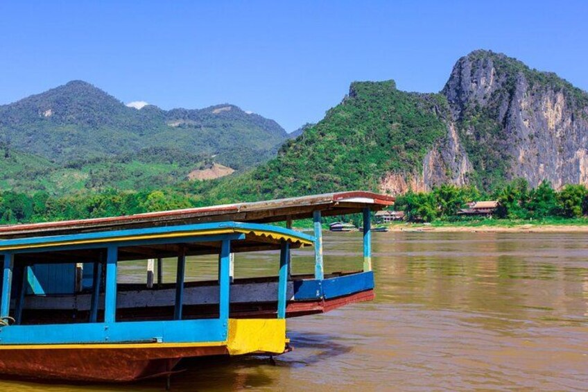 Luang Prabang Private Cultural Tour and Pak Ou Caves River Cruise 3