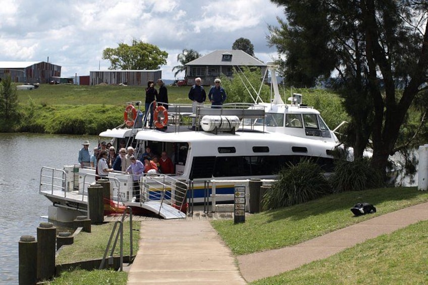 Historic Morpeth Cruise with Wine and Local Produce Tasting 1