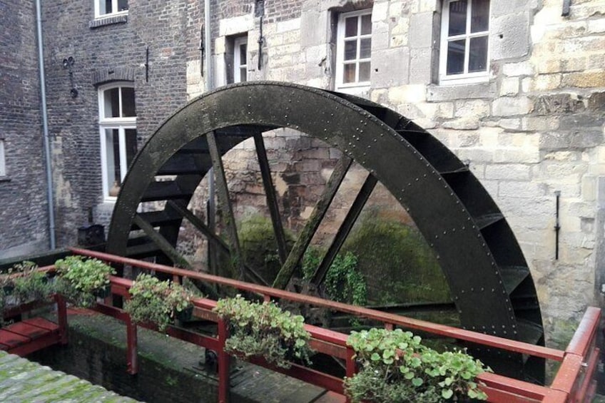 Maastricht Highlights Half Day Private Walking Tour 5