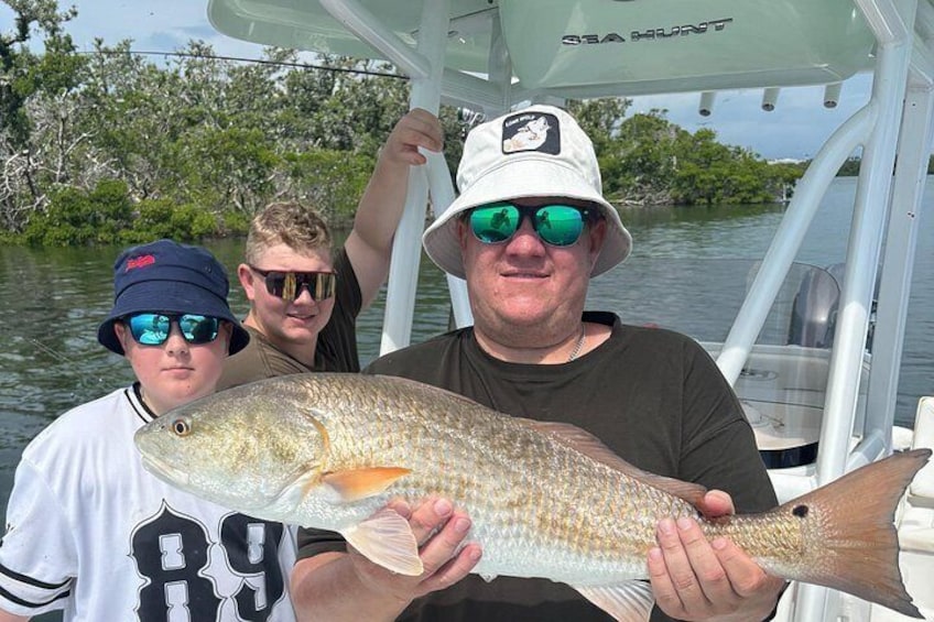 6 Hour Inshore Fishing and Island Relaxation Trip 2