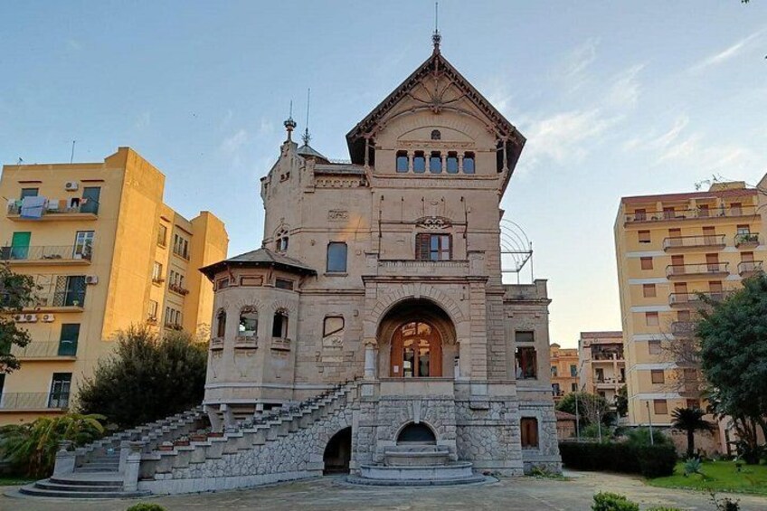 Let's discover the Florio: Bike Tour between Liberty and Flavours in Palermo 1