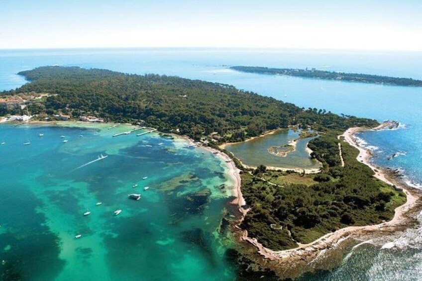 Private boat tour Antibes & Billionaire bay-Relax, swim & snorkel 4