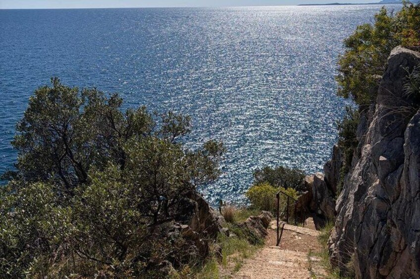 Sunny Hike from Nice to Villefranche with a Chill at the Beach 5