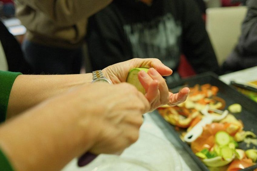Authentic Dinner Cooking with a Local Family in İzmir 3