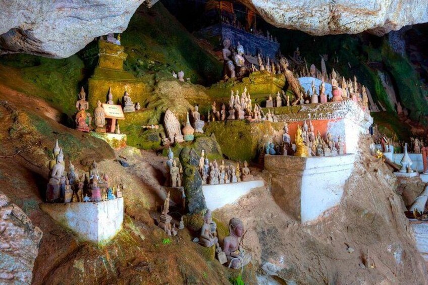 Luang Prabang Alm Giving, Temples and Pak Ou Caves Private Tour 3
