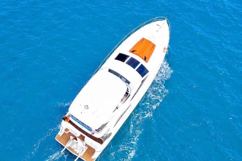 50ft Yacht and 2 Jetkis Included Charter In Miami Harkland 3