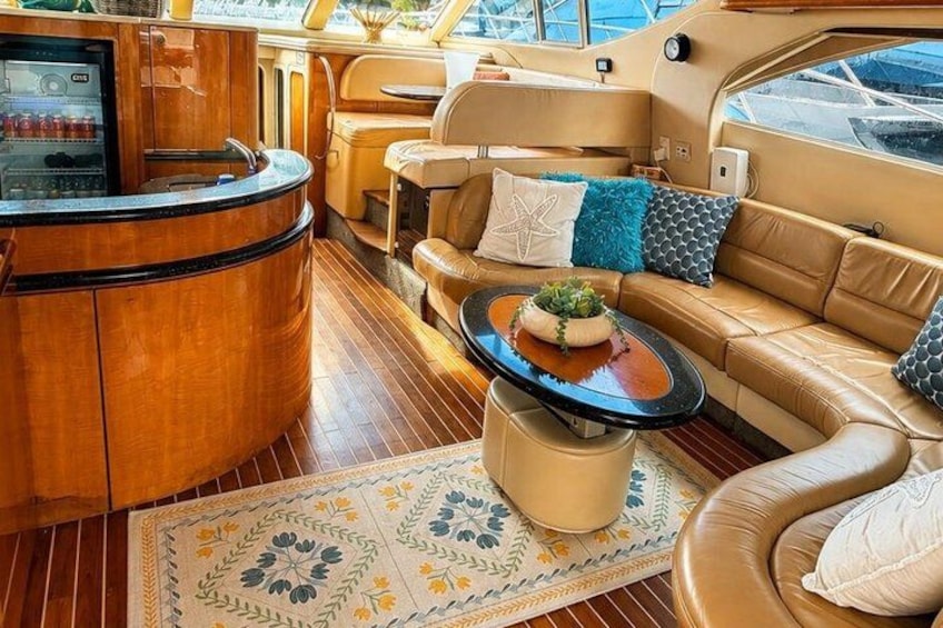 50ft Yacht and 2 Jetkis Included Charter In Miami Harkland 4