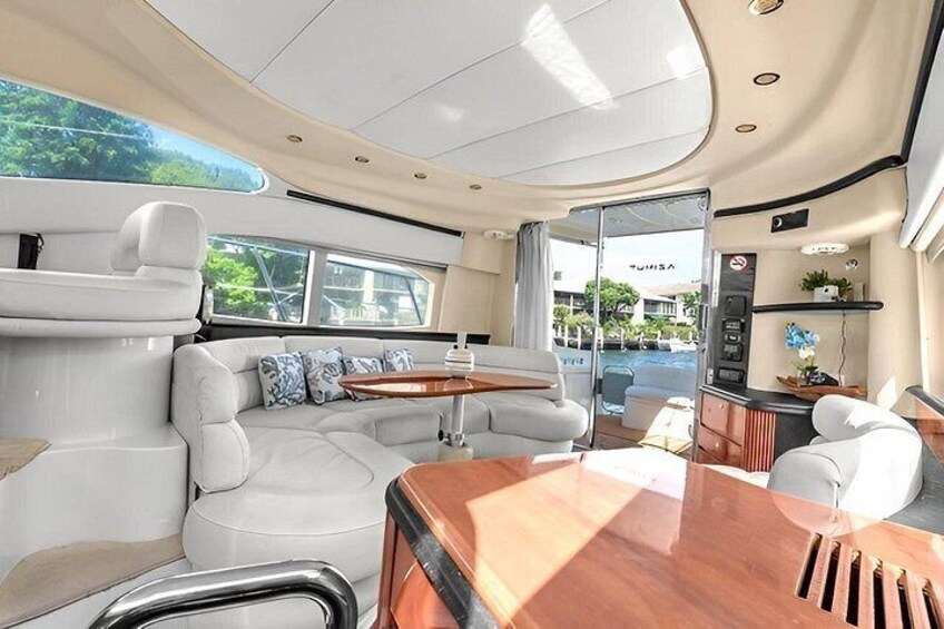 50ft Yacht and 2 Jetkis Included Charter In Miami Harkland 5
