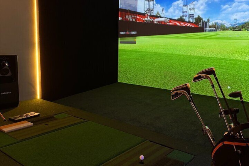 2-Hour Private Indoor Virtual Golf Simulator powered by Golfzon 1