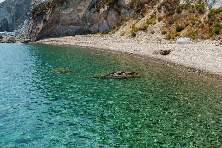 Boat tour island of Ponza 2