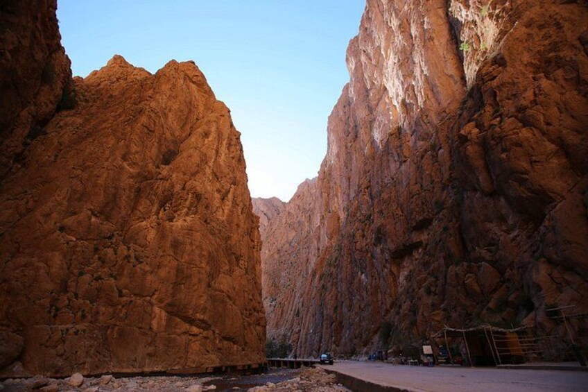 From Casablanca: 6-Day Tour To Marrakech Via Chefchaouen & Desert 2