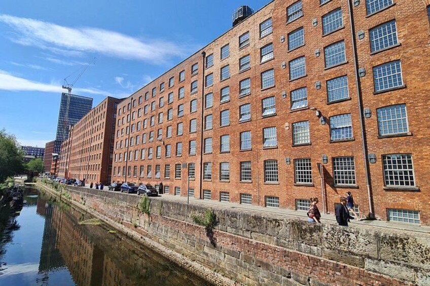 Experience the Manchester 5 Quarters Walking Tour 2