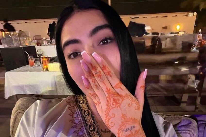 Henna tattoo 2