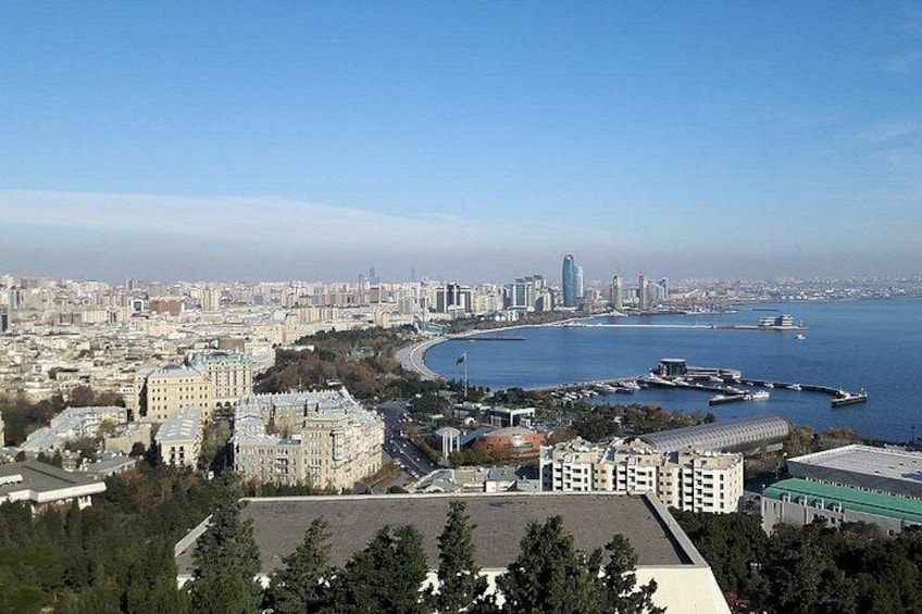 Baku City Tour (4-Hours): Top 30 Historical & Modern Highlights 2