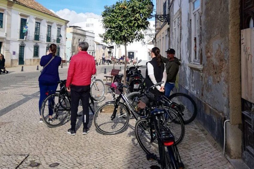 Guided Bike Tour in Faro 2.30h 2