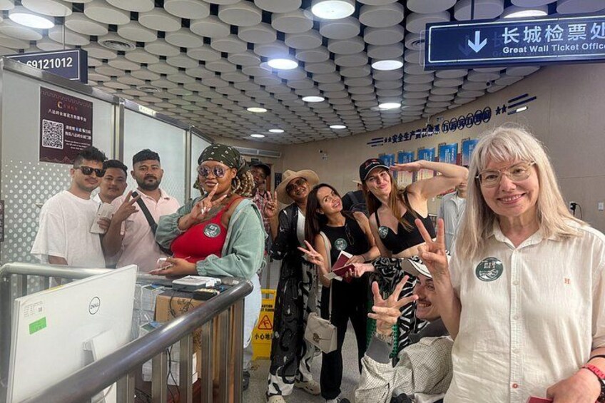 BusDa- Half day Layover Tours Ancient Great Wall and Bird Nest 5