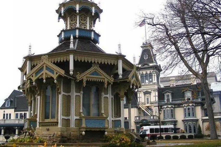 Haunting Histories: An Audio Tour of Milwaukee‘s Wicked Westown 4