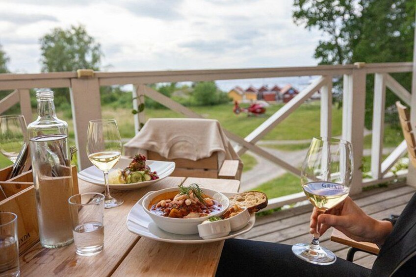 Lunch with view on Stockholm archipelago 3