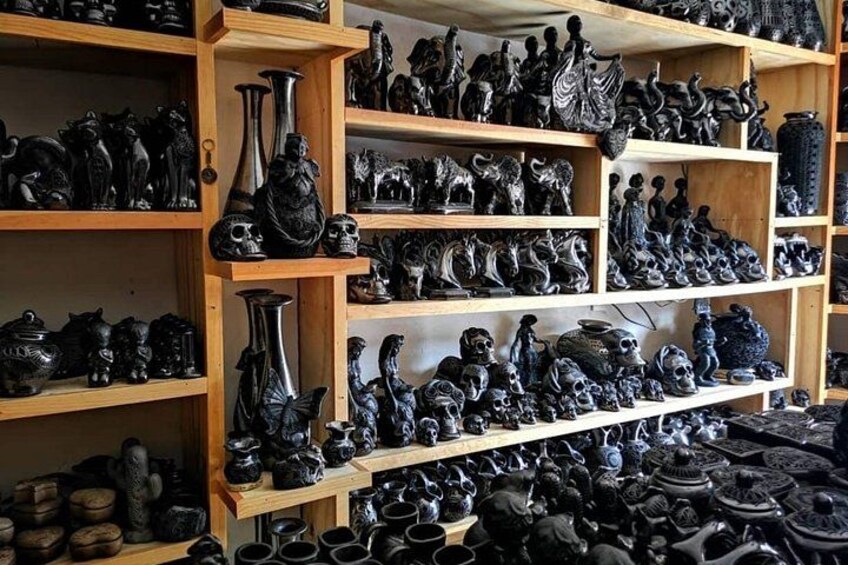 Monte Alban, Ancestral Mezcal, Alebrijes and Black Mud Tour 4