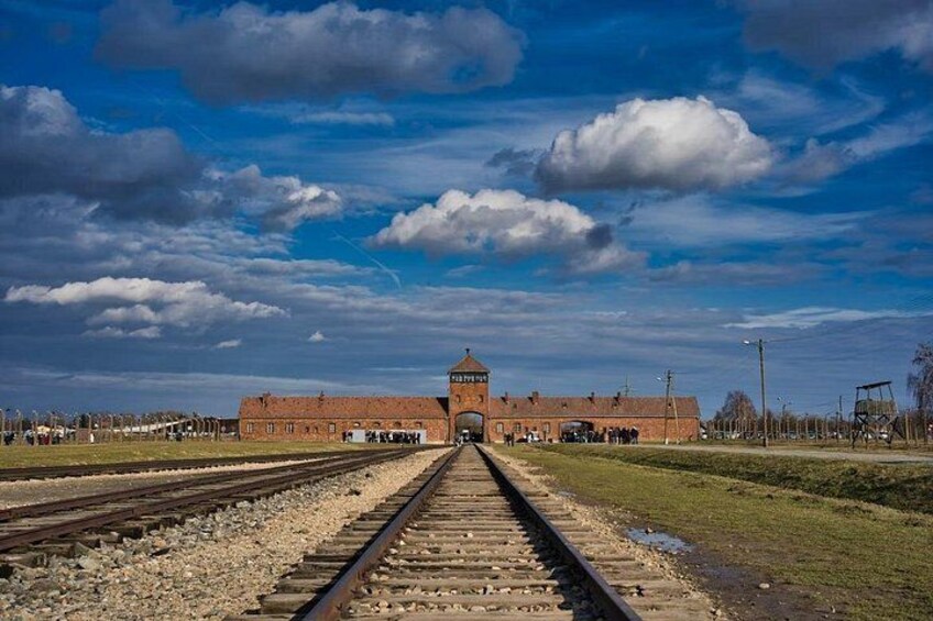 Private Full-Day Guided Tour To Auschwitz-Birkenau From Vienna 1