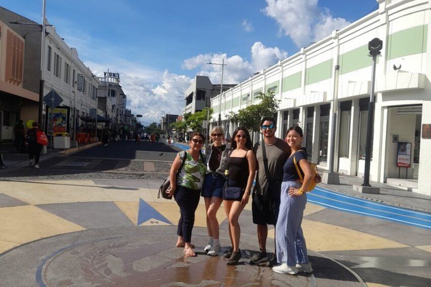 Sightseeing old town San Salvador with Hugo's City Tour 2