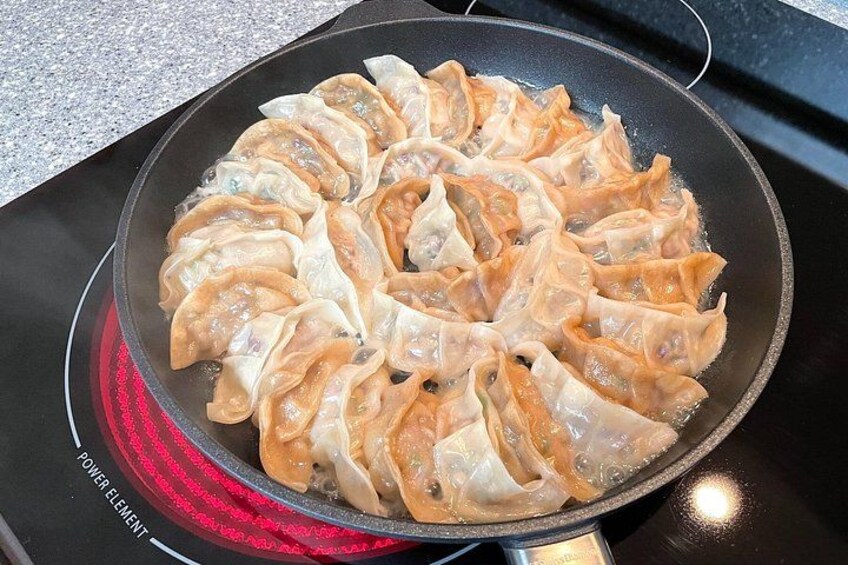 Vancouver Chinatown Tour and Dumpling-Making Cooking Class 4