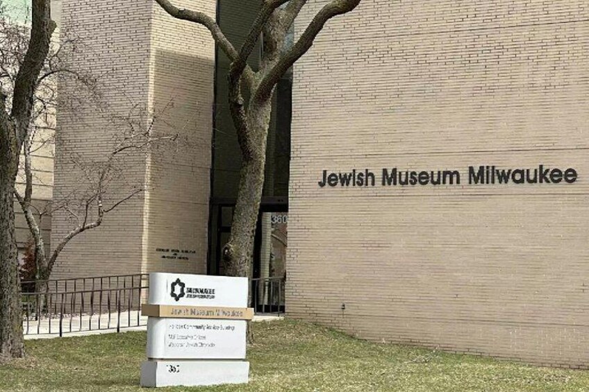 City of Neighborhoods: A Self-Guided Audio Tour in Milwaukee 5