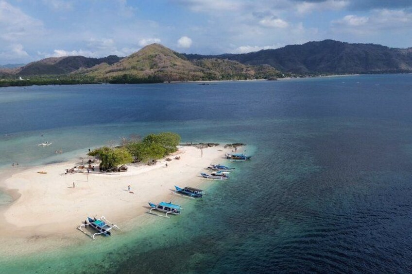 7 Secret Gilis: Private Snorkeling Escape to Hidden Paradise 2