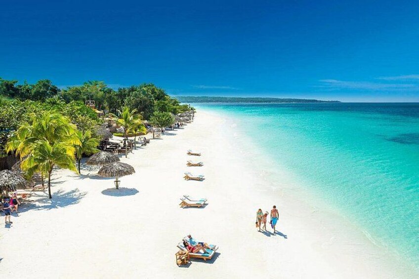 Private Seven Mile Beach and Rick’s Café Tour From Negril Hotels 2