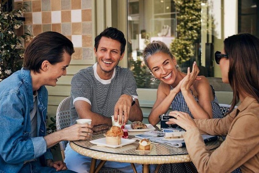 Shop, save then sit back and relax with hassle free transfers to one of the most popular locations in Paris 4