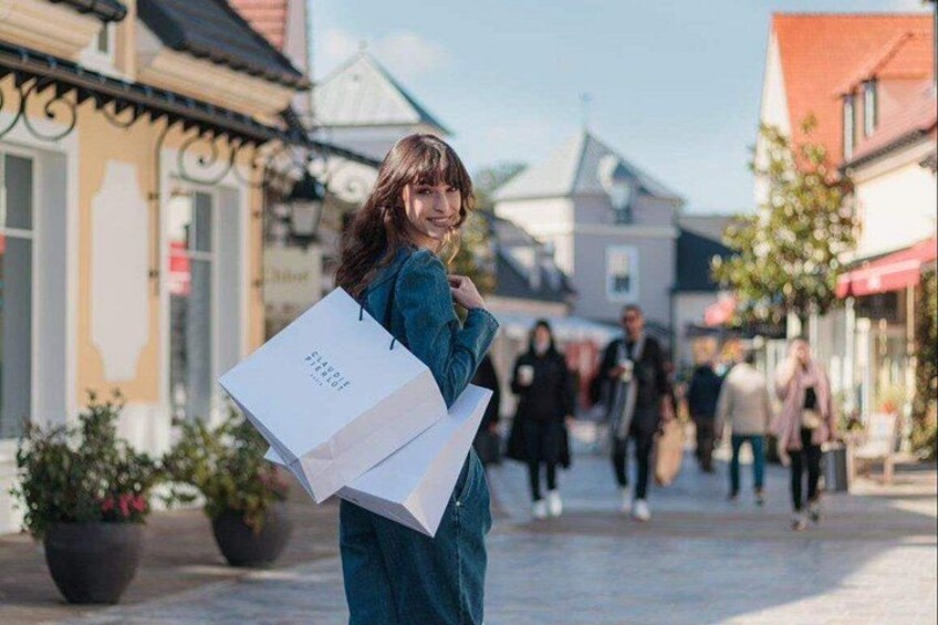 Get up to 33% off on discounts from brands like Armani, Calvin Klein Jeans, Diane Von Furstenberg, Diesel, Gérard Darel and more 1