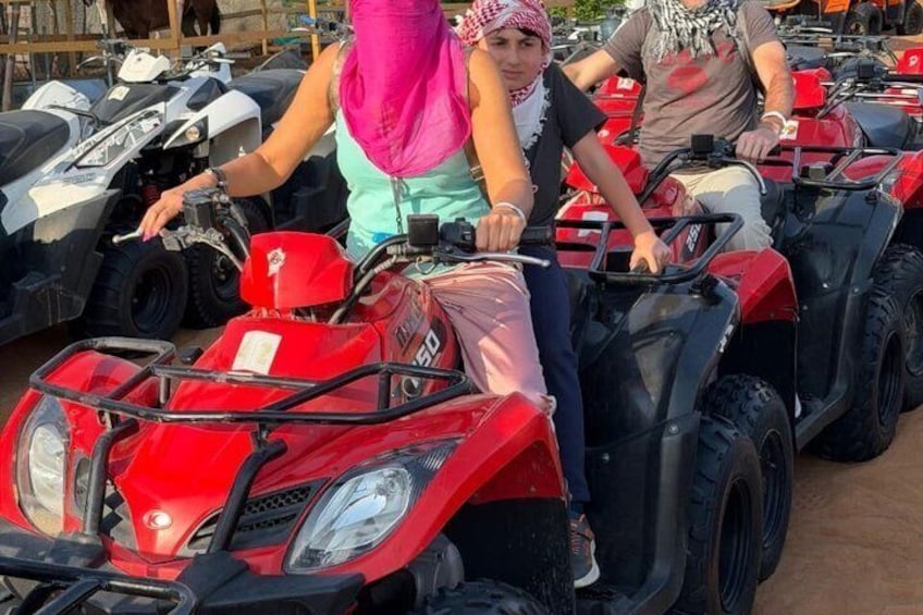 Dubai Red Dunes Desert Safari with Dinner, Camel, Shows & Pickup 3