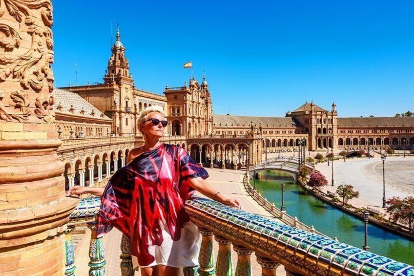 Seville: Alcázar, Cathedral & 24h Hop-On Hop-Off Bus 5