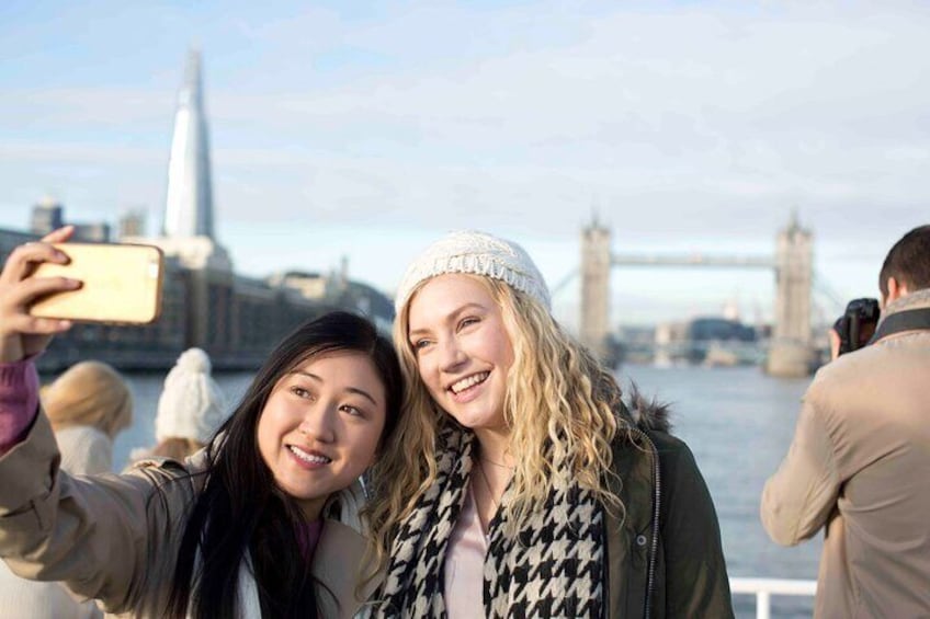 London Sights, Shops & Museums - Day Tour from Brighton 5