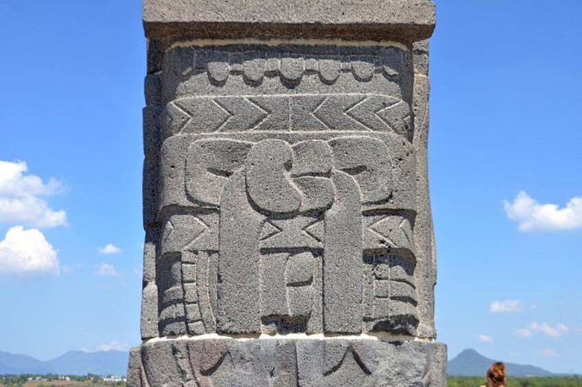 Cosmovisión Religiosa: Profundo simbolismo religioso en sus edificaciones. 3