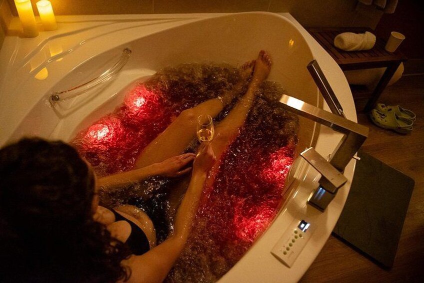 Portland: Wine Tasting + Vinotherapy Tub Soak at The Wine Spa 5