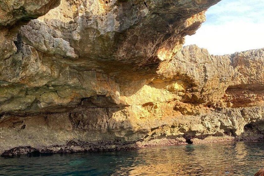 Boat Tour of the Polignano a Mare Coast with Aperitif 2