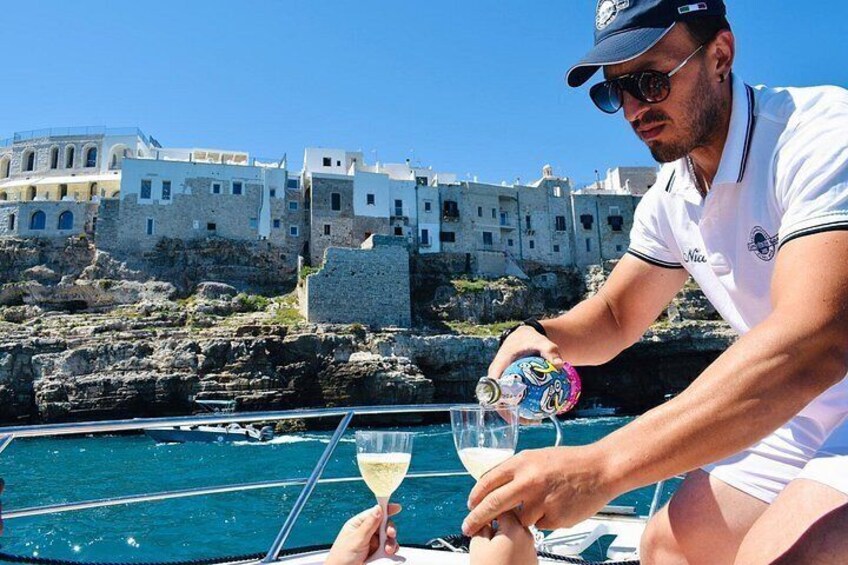 Boat Tour of the Polignano a Mare Coast with Aperitif 2