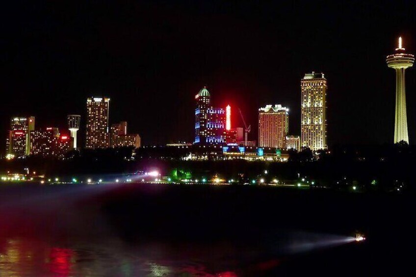 Fireworks and Falls Glow Canada Walking Tour and Skylon Tower 4